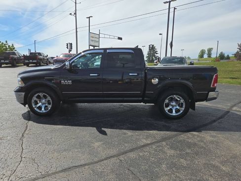 Used 2018 RAM 1500 Laramie AWD/4WD image 6