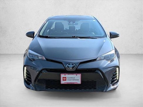 Used 2018 Toyota Corolla SE FWD image 2