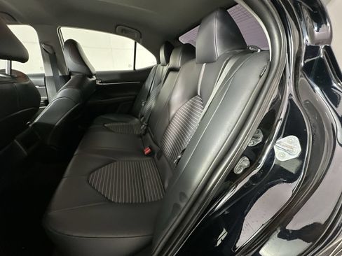 Used 2021 Toyota Camry SE FWD image 23