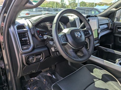 Used 2025 RAM 2500 Laramie AWD/4WD image 14