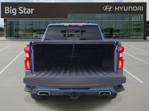 Used 2024 Chevrolet Silverado 1500 High Country w/ Technology Package AWD/4WD image 8