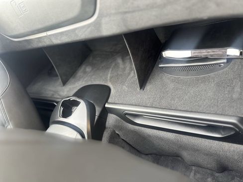 Used 2019 BMW i8 Roadster image 44