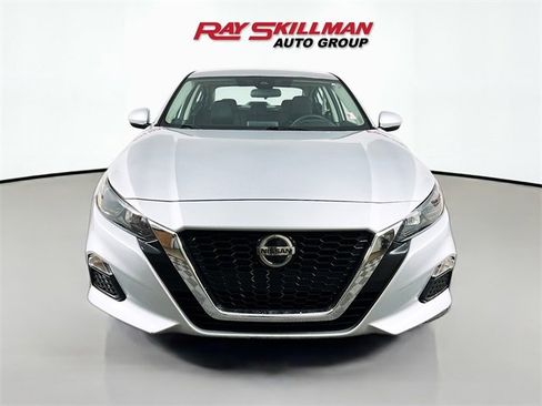Used 2022 Nissan Altima 2.5 S image 2