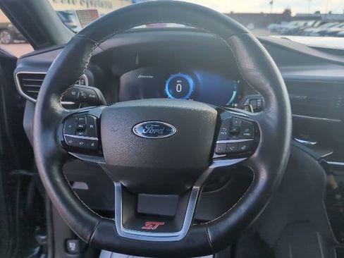 Certified 2022 Ford Explorer ST image 39