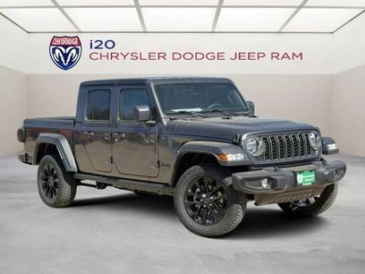New 2025 Jeep Gladiator Sport