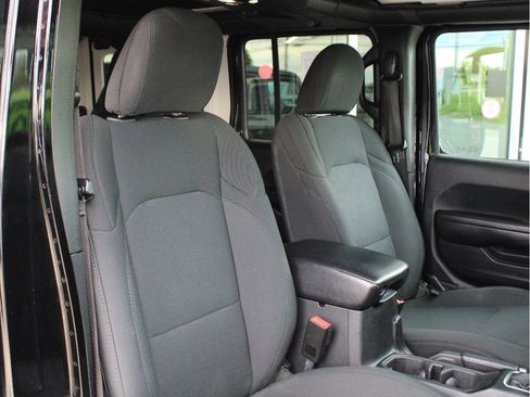 Used 2021 Jeep Wrangler Unlimited Sport w/ Sun And Sound Package AWD/4WD image 26