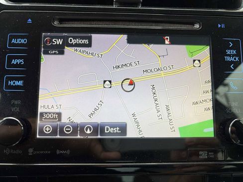 Used 2016 Toyota Prius Three Touring image 19