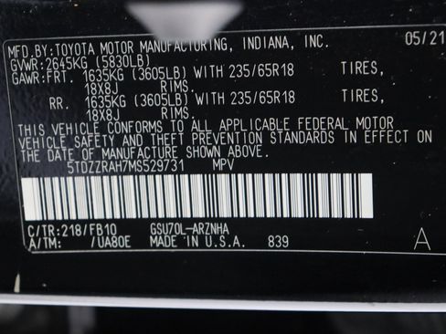 Used 2021 Toyota Highlander LE FWD image 43