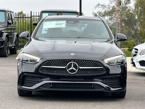 Used 2025 Mercedes-Benz C 300 4MATIC Sedan image 8