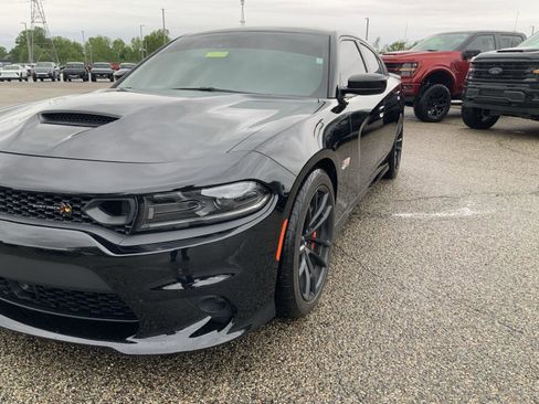 Used 2023 Dodge Charger Scat Pack w/ Dynamics Package RWD image 17