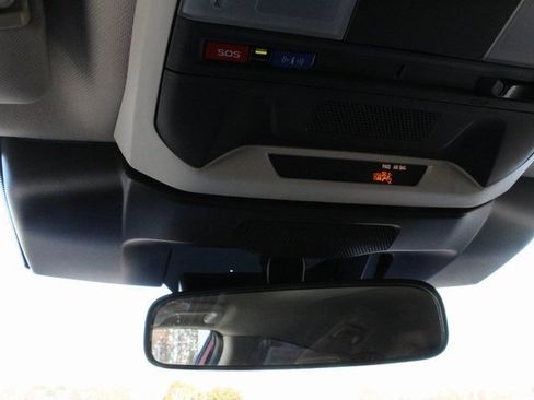 Certified 2024 Subaru Crosstrek 2.0i Premium image 37