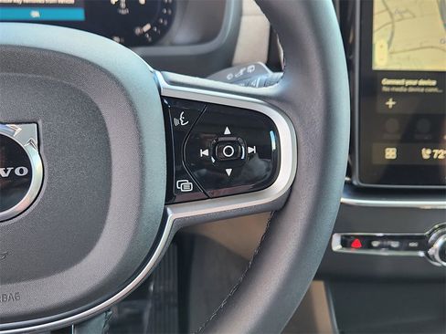 New 2026 Volvo XC90 B5 Core image 9