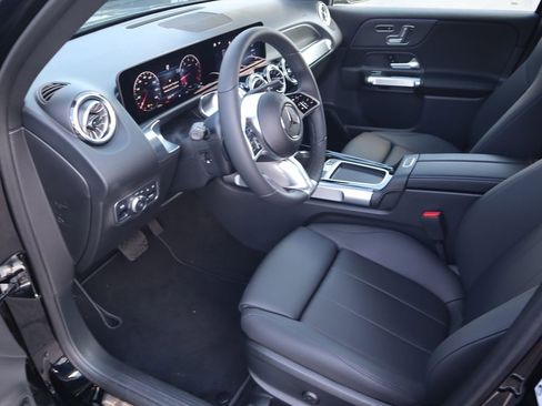 New 2026 Mercedes-Benz GLB 250 4MATIC image 13