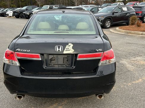 Used 2012 Honda Accord EX-L image 9