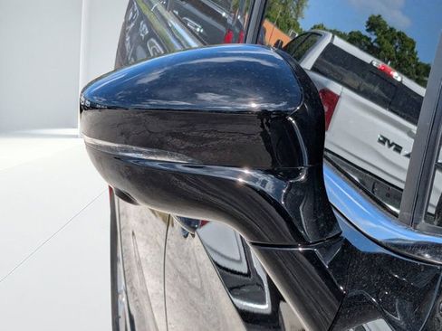 New 2026 Chrysler Pacifica Select FWD image 10