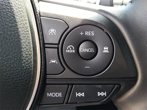 Used 2023 Toyota Corolla SE image 24