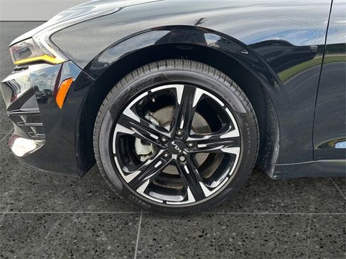 Used 2022 Kia K5 GT-Line image 14