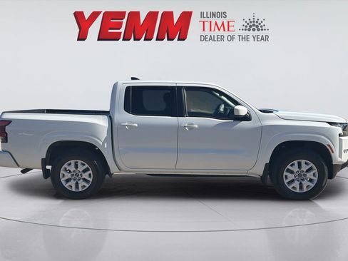 Used 2023 Nissan Frontier SV w/ SV Convenience Package AWD/4WD image 13