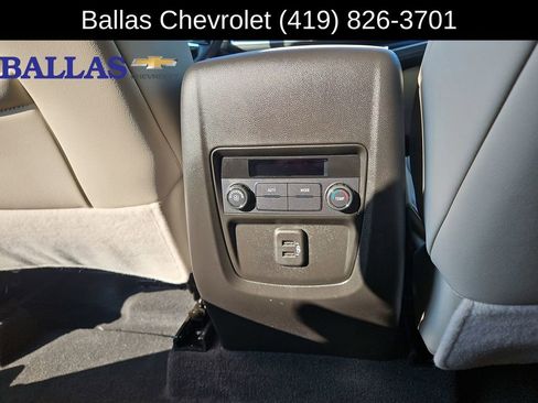 Certified 2023 Buick Enclave Essence AWD/4WD image 22