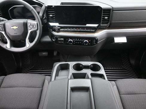 New 2026 Chevrolet Silverado 1500 LT image 12
