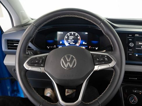 Used 2023 Volkswagen Taos SE AWD/4WD image 15