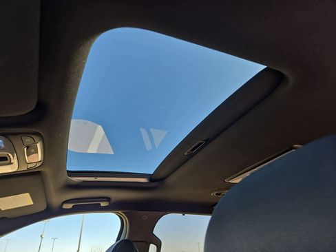 Used 2023 Kia Telluride EX X-Line image 18