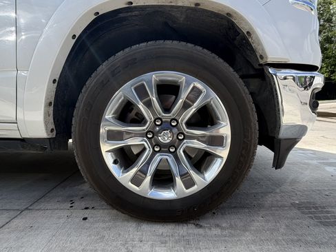 Used 2022 RAM 1500 Limited AWD/4WD image 10