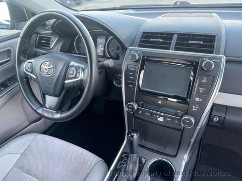 Used 2016 Toyota Camry XSE w/ Moonroof Package FWD image 23