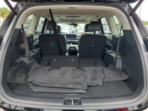 Used 2025 Kia Telluride S FWD image 9