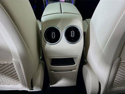 New 2026 Mercedes-Benz GLB 250 GLB 250 image 32