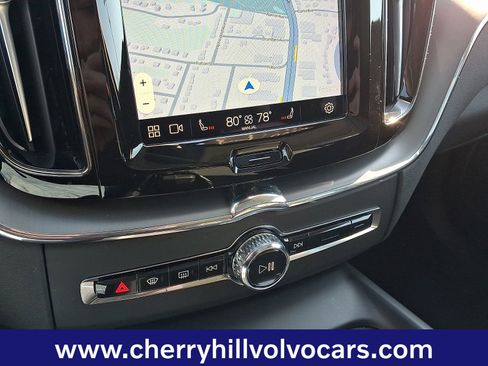 Certified 2023 Volvo XC60 B5 Core image 17