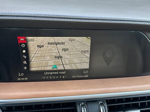 Used 2019 Alfa Romeo Stelvio Ti AWD/4WD image 18