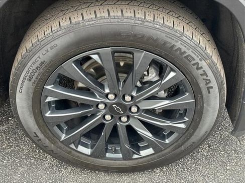 Certified 2023 Chevrolet Traverse RS w/ LPO, Floor Liner Package AWD/4WD image 36