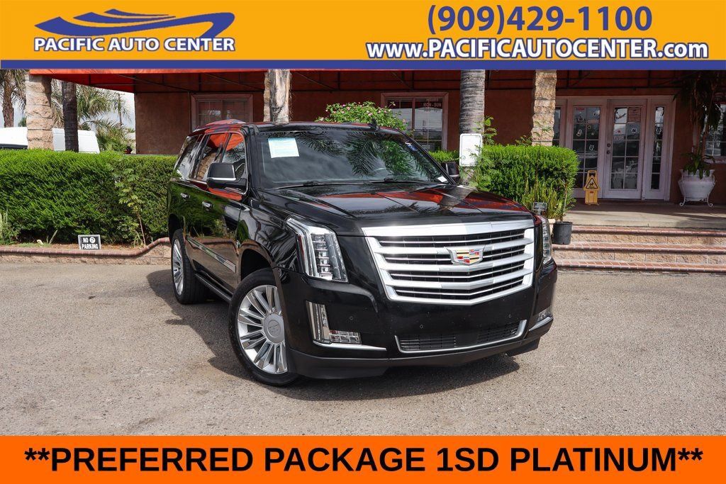 Used 2019 Cadillac Escalade Platinum AWD/4WD image 1