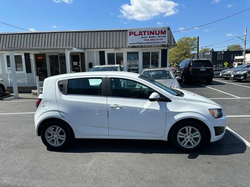 Used 2013 Chevrolet Sonic LT image 5