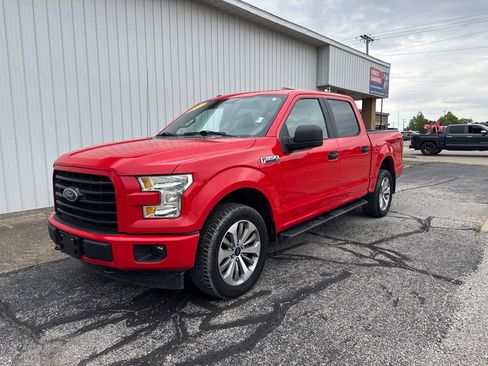 Used 2017 Ford F150 XL w/ Equipment Group 101A Mid AWD/4WD image 9