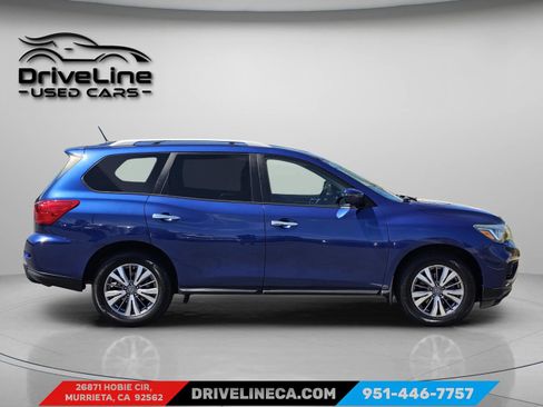 Used 2018 Nissan Pathfinder S FWD image 12