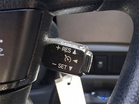 Used 2010 Toyota Tundra 4x4 Double Cab image 26