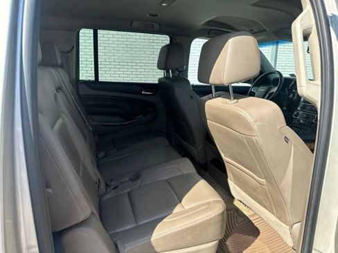 Used 2016 Chevrolet Suburban LT AWD/4WD image 7