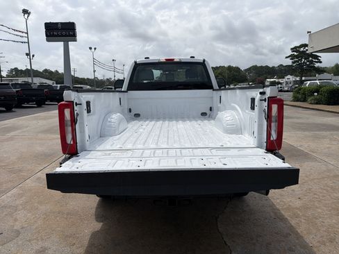 Used 2023 Ford F250 XL w/ XL Chrome Package AWD/4WD image 8
