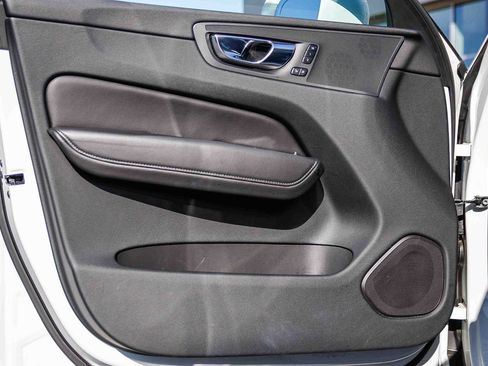 Used 2023 Volvo XC60 B5 Core w/ Climate Package image 23