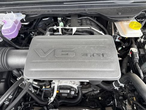New 2026 RAM 1500 Express AWD/4WD image 42