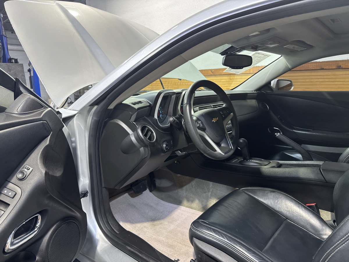 Used 2012 Chevrolet Camaro LT RWD image 15