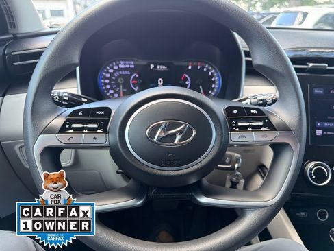 Used 2022 Hyundai Tucson SE w/ Cargo Package FWD image 18