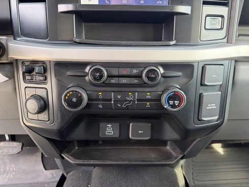 Certified 2025 Ford F250 XLT image 18