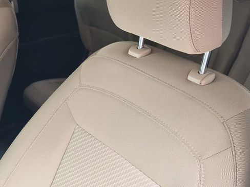 Used 2022 Ford Explorer 4WD image 16