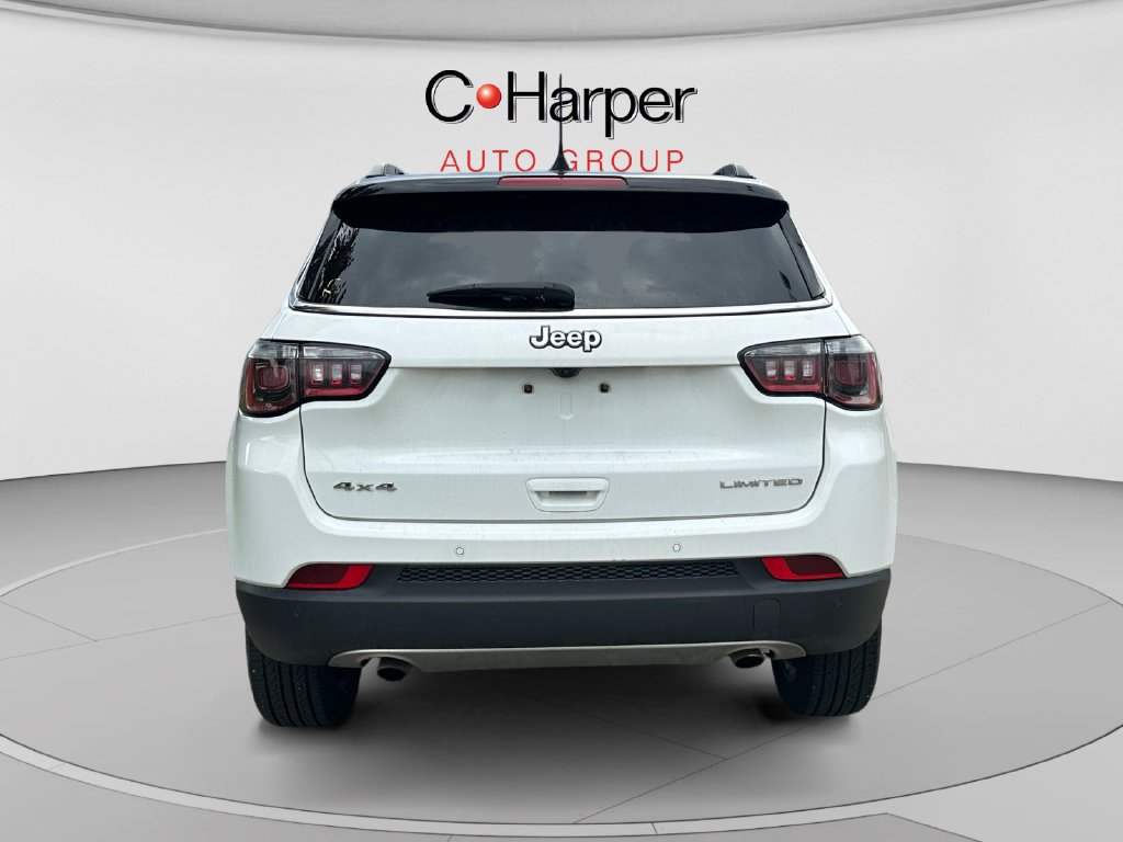 Used 2023 Jeep Compass Limited AWD/4WD image 4