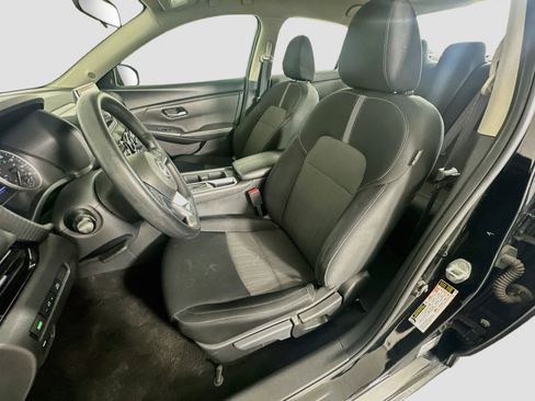 Used 2024 Nissan Sentra SV FWD image 13
