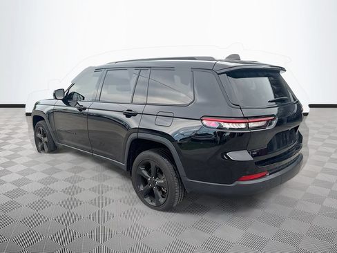 Used 2023 Jeep Grand Cherokee L Laredo RWD image 8