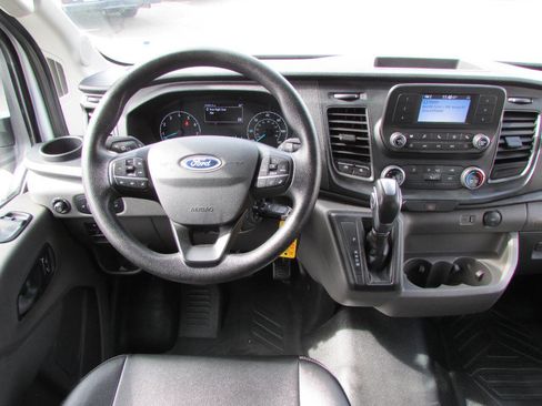 Used 2023 Ford Transit 250 Medium Roof image 18